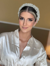 Cargar imagen en el visor de la galería, TOCADO DE NOVIA
