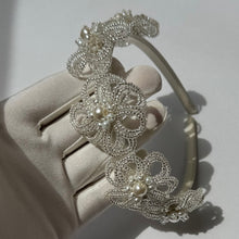 Cargar imagen en el visor de la galería, DIADEMA DE NOVIA
